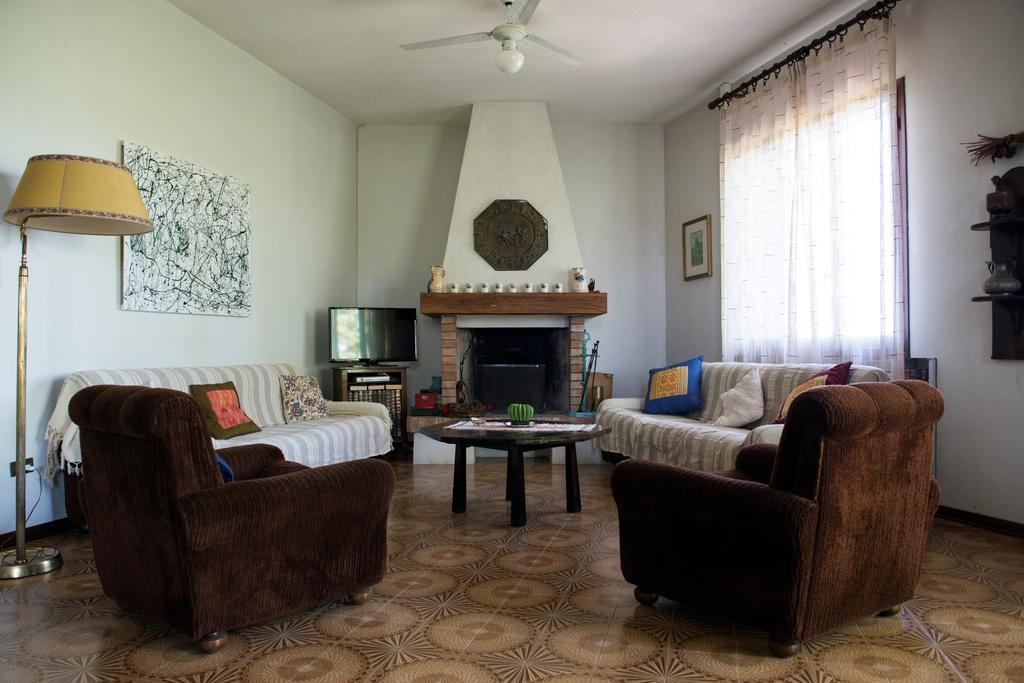 Ferienwohnung La Secchia Rapita Zappolino Exterior foto