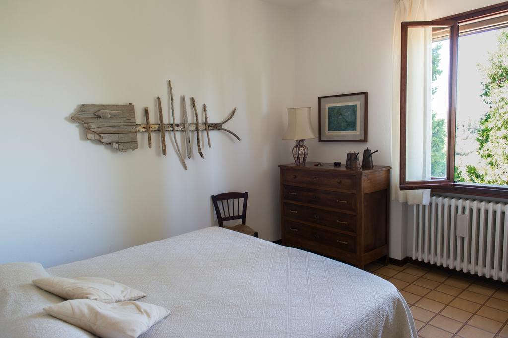 Ferienwohnung La Secchia Rapita Zappolino Zimmer foto